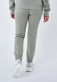 Project X Paris JOGGING SIGNATURE - Pantalones deportivos - olive