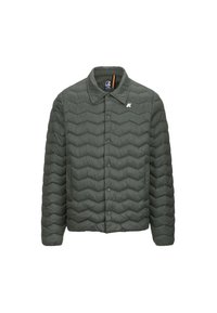 Giacca verde imbottita con un motivo a zigzag testurizzato, colletto, chiusura con bottoni e una patch logo sul lato sinistro del petto.