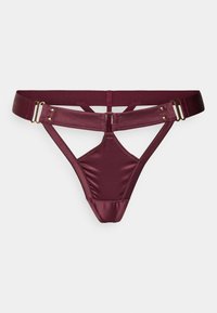 Burgundska satenska tanga s podesivim trakama, zlatnim detaljima i izrezanim dizajnom na leđima, s glatkom, sjajnom teksturom.