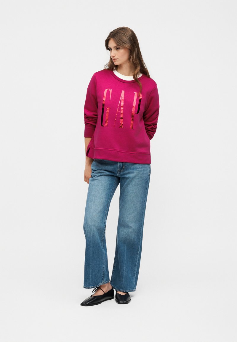 GAP Petite LOGO DOORBUSTER CREW - Mikina - bright fuchsia