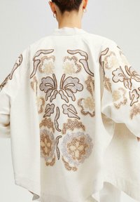 Touché Privé EMBROIDERED - Suvejakk - natural