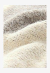 Unselected, oatmeal  mink brown argyle
