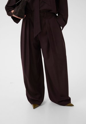 Gestuz PANTS - Παντελόνι - deep plum