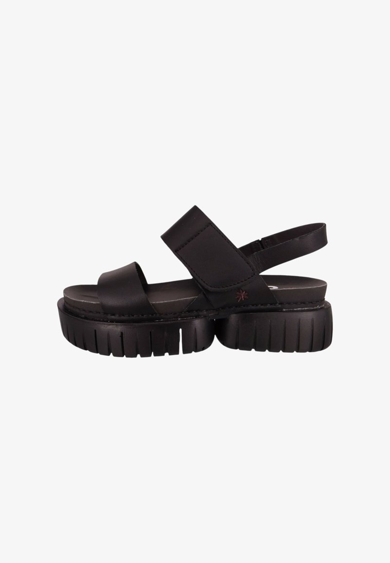 Sandalias negras con una suela gruesa y texturizada, que presentan dos correas anchas sobre el pie y un diseño de talón abierto para un ajuste seguro.