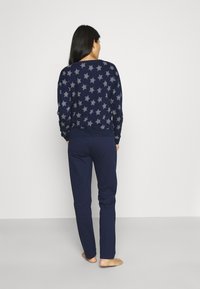 TOM TAILOR Pyjamapaita - blue dark allover