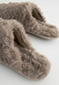 Next REGULAR FIT - Chaussons - chocolate brown