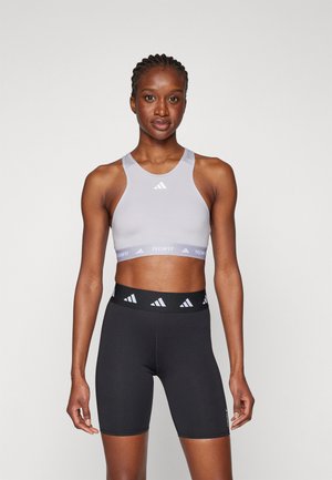 adidas Performance POWERIMPACT MEDUM SUPPORT TECHFIT HIGH NECK BRA - Brassières de sport à maintien normal - glory grey