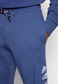 adidas Performance Jogginghose - lilac