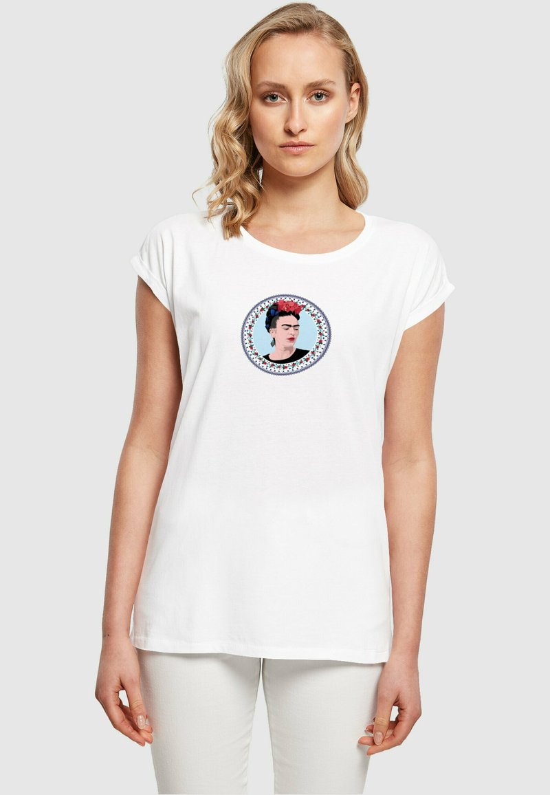 Merchcode FRIDA KAHLO ROUND EXTENDED SHOULDER TEE - T-shirts print - white