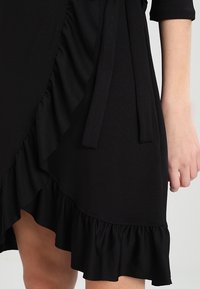 Pieces Sukienka z dżerseju