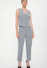 Greenpoint - Spodnie materiałowe