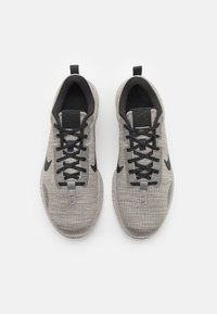 Nike Performance - Obuwie do biegania treningowe