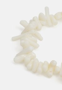 Orelia STATEMENT CHIP STARFISH BRACELET - Bracciale - pale gold-coloured