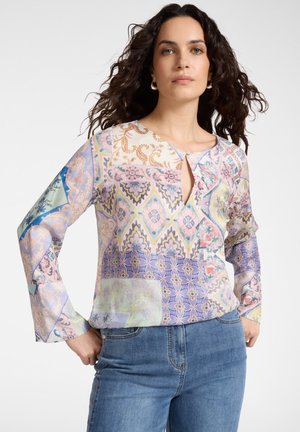 Transparente Bluse mit einer Mischung aus Pastellmustern in Blau, Rosa und Gelb. Verfügt über einen Ausschnitt mit Schlitz und lange, ausgestellte Ärmel.