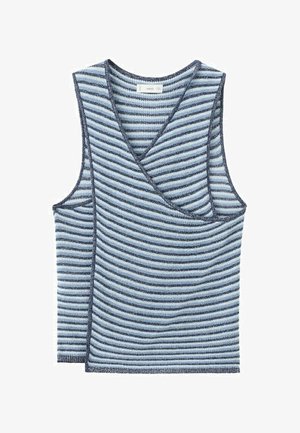Ärmelloses Stricktop mit blauen und weißen horizontalen Streifen, mit V-Ausschnitt und Wickel-Frontdesign.