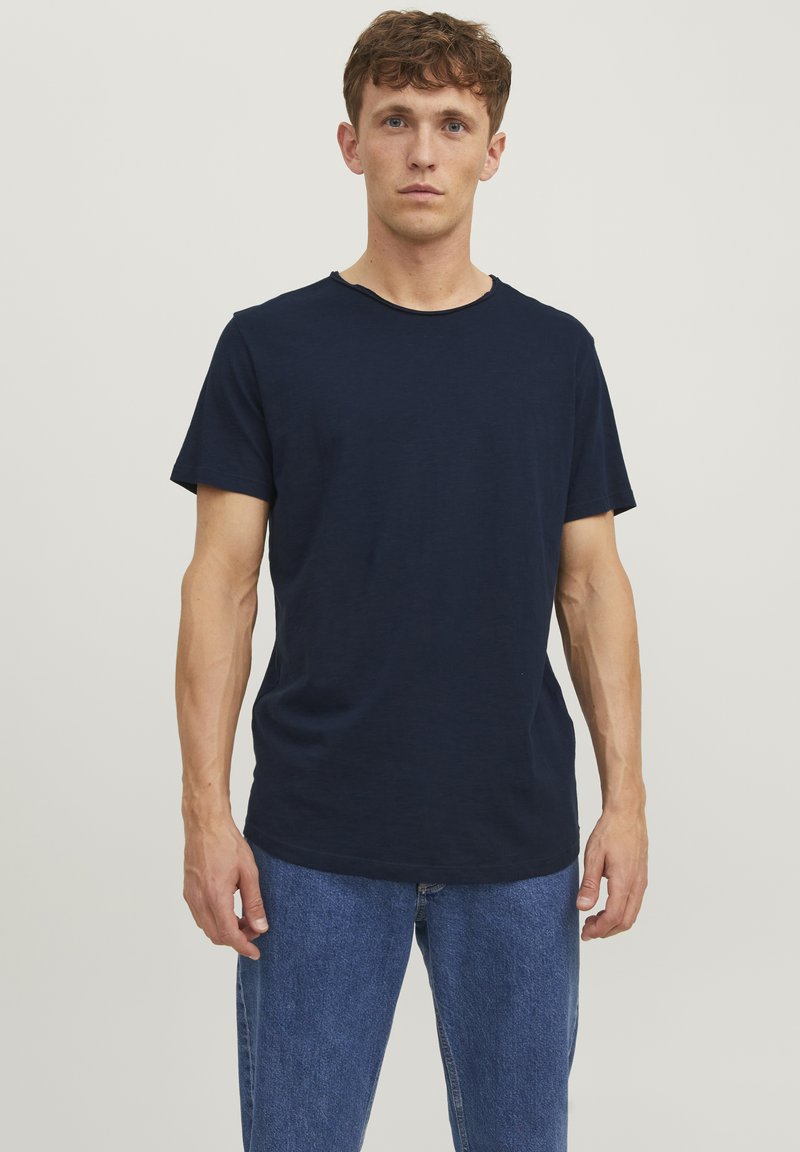 Jack & Jones EBASHER O-NECK SS - Paprasti marškinėliai - navy blazer