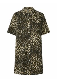 Abito camicia in stampa leopardata beige e nera, con chiusura a bottoni sul davanti, maniche corte e due tasche sul petto. Il tessuto ha una consistenza morbida.