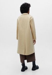PULL&BEAR Cappotto classico - brown