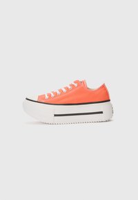 Unselected, vermillion red/white/black
