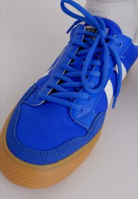 Jack & Jones JFWMORDEN  - Sportcipő - imperial blue