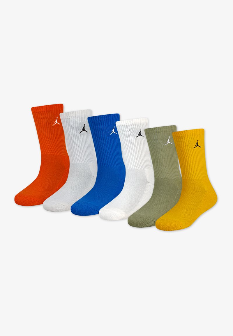 Seis pares de meias de crew em laranja, azul, branco, oliva e amarelo, apresentando textura canelada e um pequeno logo preto da Jordan na lateral.