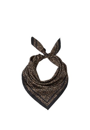 Firkantet tørklæde med leopardprint og sort kant, foldet og bundet i en knude på toppen.
