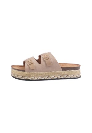 Sandale à enfiler en daim beige avec deux brides ajustables à boucle, semelle plateforme avec détails en jute tressée et semelle extérieure noire.