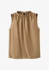 Blouse - brown
