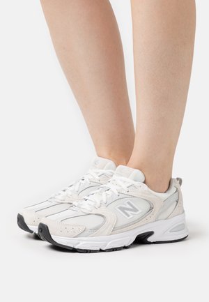 MR530 UNISEX - Sneaker low - sea salt