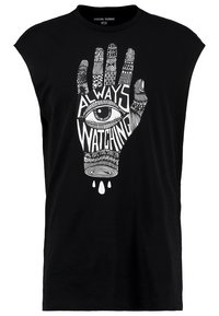 Czarna, bezrękawnikowa koszulka z bawełny, z białą grafiką przedstawiającą dłoń z okiem, otoczoną dekoracyjnymi wzorami i napisem "ZAWSZE PATRZY".