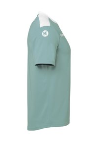 Kortærmet sportsjersey i lys teal med hvide accenter ved skuldrene. Blødt, glat stof med rund halsudskæring og logo på brystet.