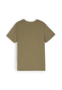 Olive zielona koszulka, krótkie rękawy, okrągły dekolt, wykonana z miękkiej tkaniny bawełnianej, prosty design bez widocznych logo ani wzorów.