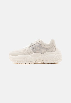 Armani Exchange, - Sneakersy niskie