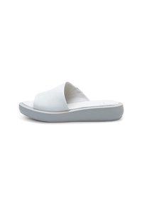 Natikači s peto - bianco