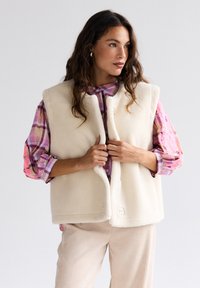 LolaLiza REVERSIBLE SHEARLING  - Vesta - offwhite