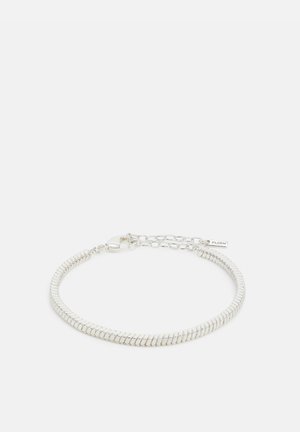 Silver bracelet featuring a flexible, segmented design with a lobster clasp and an extended chain for adjustable length. Includes branding tag.