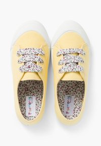 Pisamonas Scarpe primi passi - amarillo