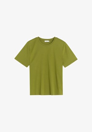 Lyhythihainen T-paita oliivinvihreästä puuvillasta. Klassinen pyöreä pääntie, rento leikkaus ja sileä pinta. Ei kuvioita tai metallisia yksityiskohtia.