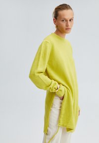 Touché Privé Vesta - yellow