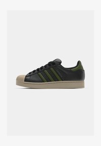 Ikke valgt, core black/tech olive/beige