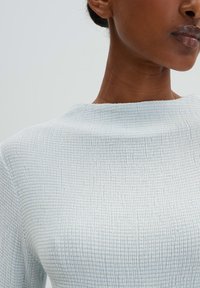 someday. KARIANA - Langarmshirt - azure blue