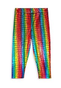 Tætsiddende leggings med et skinnende regnbueskalsmønster i farverne rød, gul, grøn, blå og lilla på en hvid baggrund.