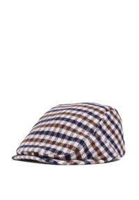 Cappello piatto con motivo a scacchi blu, marrone e bianco, mostrante il lato e il bavero frontale su uno sfondo bianco.