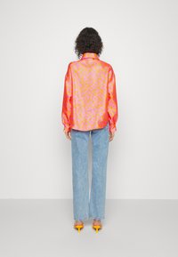 Cras SHIRT - Blusa com botões - pink