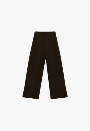 Pantalon à jambes larges et taille haute en tissu marron foncé, à la texture lisse, sans accessoires visibles ni motifs.