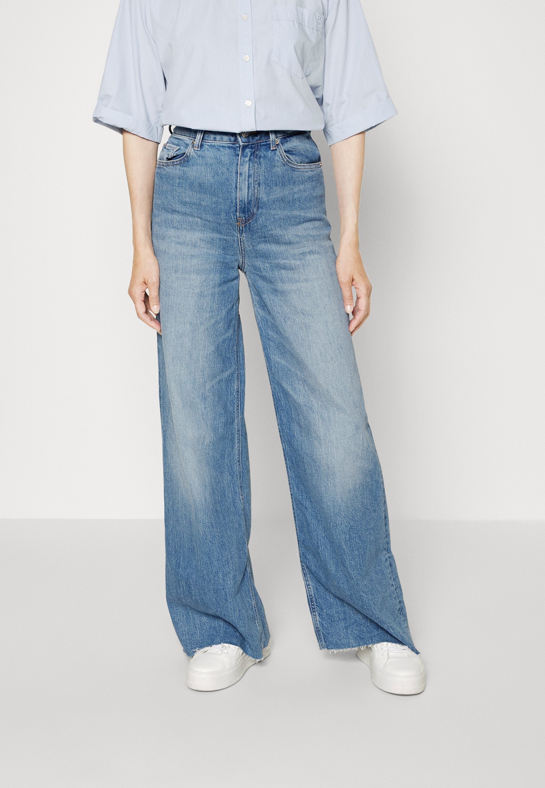 tommy hilfiger wide leg jeans