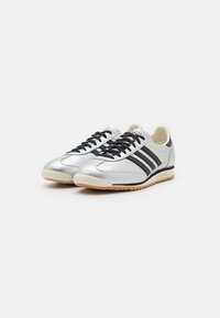 adidas Originals SL 72 OG - Sportbačiai - silver metallic/core black/off white