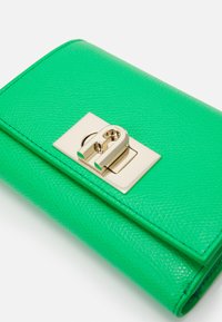 Furla COMPACT WALLET - Carteira - grass