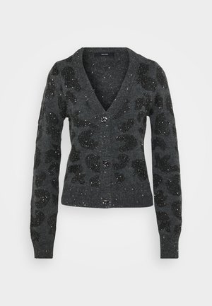 Cardigã cinza-escuro com decote em V, adornado com manchas de leopardo em lantejoulas pretas, apresentando fecho de botão e punhos canelados nas mangas.