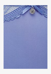 Unausgewählt, kornblumenblau